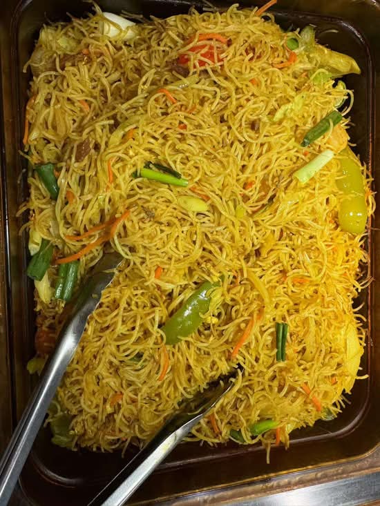 50. Singapore Style Fried Rice Noodle 星洲炒米